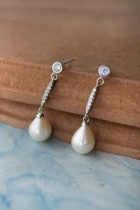 Exquisite Charmer Sterling Silver Pearl Droplet Earrings